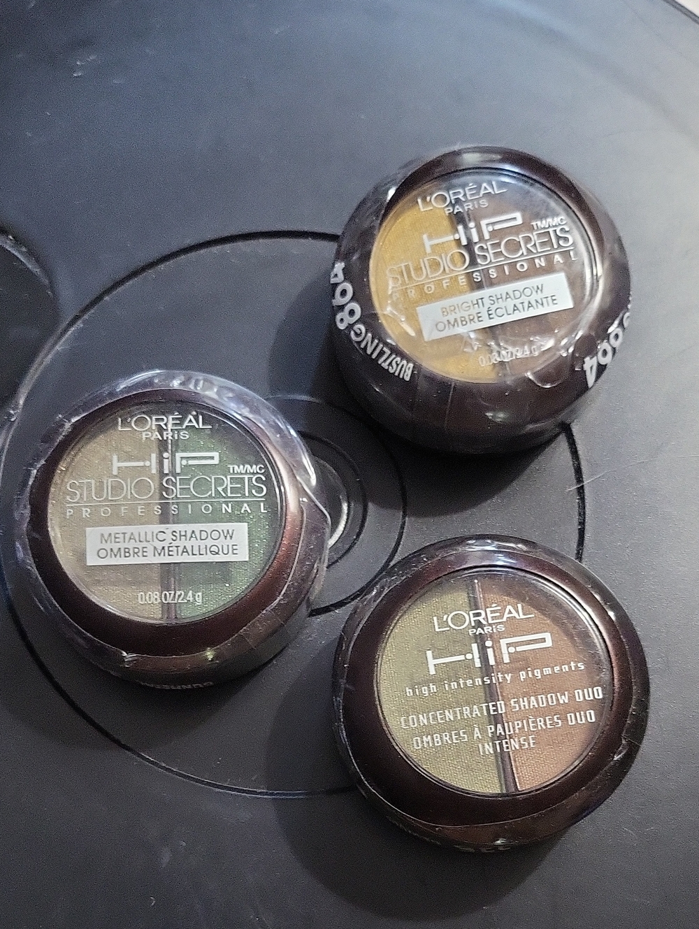 h.i.p. Studio Secrets Eyeshadow Trio - Green, Gold, Brown Take All